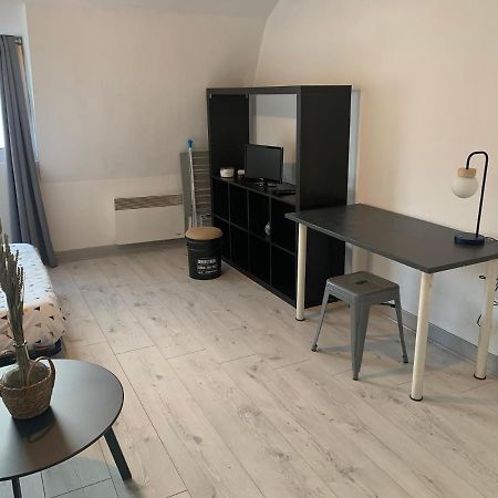 Apartamento Joli Studio Avec Garage Prive Tarbes Exterior foto
